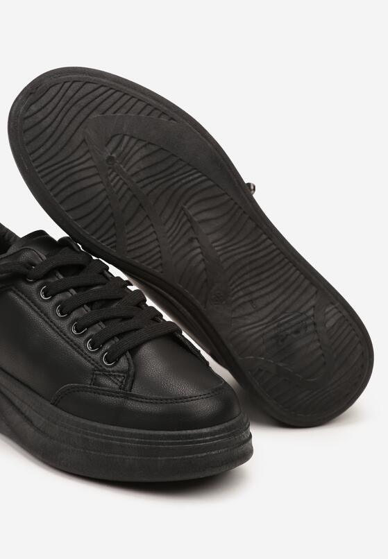 Czarne Klasyczne Sneakersy na Płaskiej Podeszwie Ozdobione Przeszyciami Naviria 6