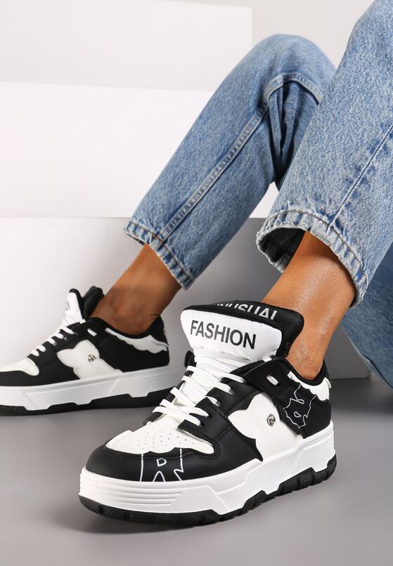 Czarno-Białe Płaskie Sznurowane Sneakersy z Napisami Friefra 3
