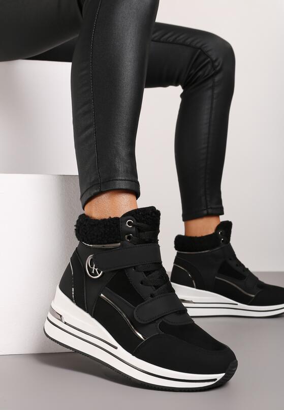 Czarne Sznurowane Sneakersy na Koturnie ze Sztucznym Futrem i Metalicznymi Aplikacjami Leridras 2