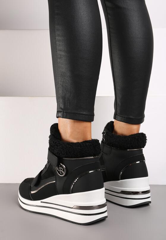 Czarne Sznurowane Sneakersy na Koturnie ze Sztucznym Futrem i Metalicznymi Aplikacjami Leridras 3