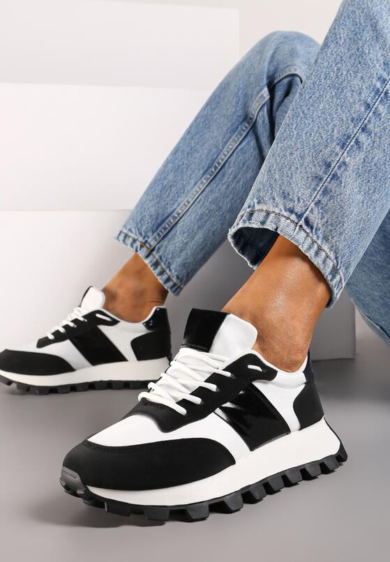 Czarne Sznurowane Sneakersy na Grubej Tłoczonej Podeszwie Arrevera 2