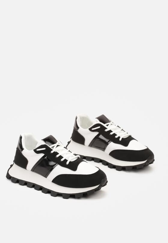 Czarne Sznurowane Sneakersy na Grubej Tłoczonej Podeszwie Arrevera 5