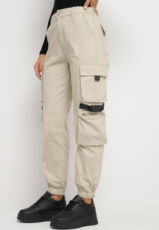 Pantaloni Bej deschis 1