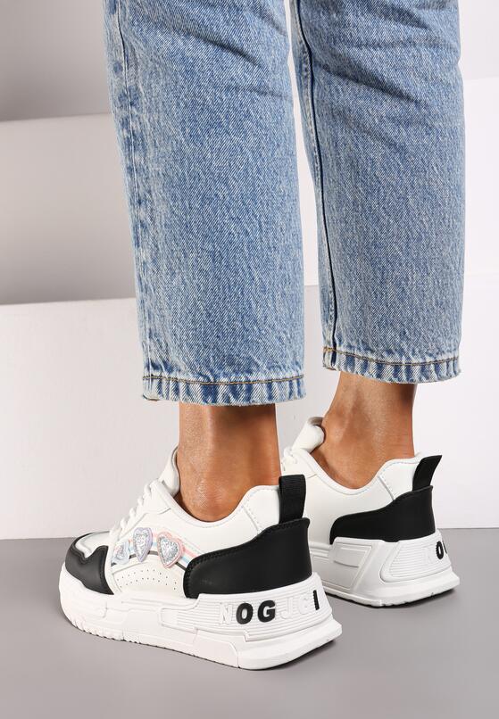 Biało-Czarne Sneakersy z Naszywkami w Kształcie Serduszek Iritia 3