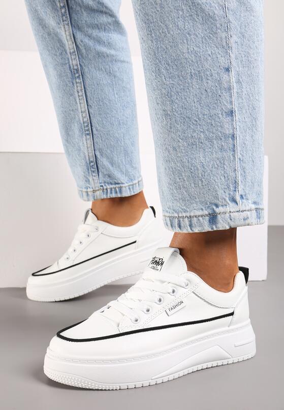 Białe Sznurowane Sneakersy na Grubej Tłoczonej Podeszwie Erisalise 1