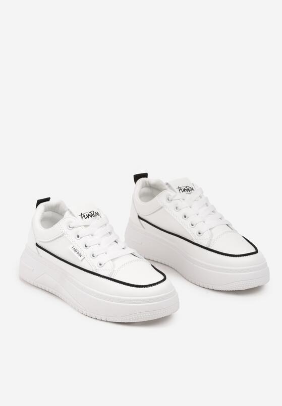 Białe Sznurowane Sneakersy na Grubej Tłoczonej Podeszwie Erisalise 5