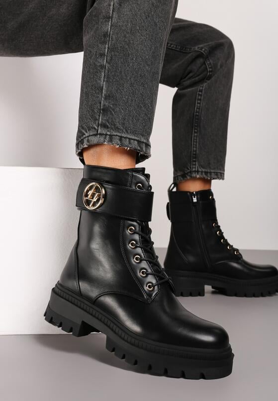 Czarne Botki Workery na Płaskiej Podeszwie z Paskiem na Rzep z Metaliczną Aplikacją Hanilda 2