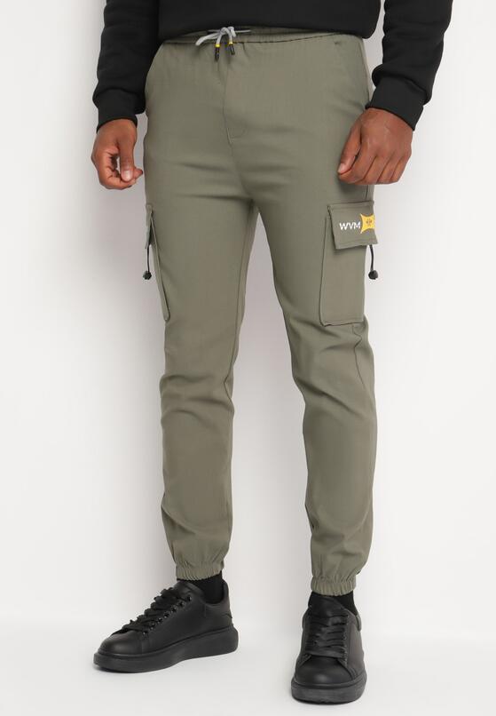 Pantaloni Verzi 1