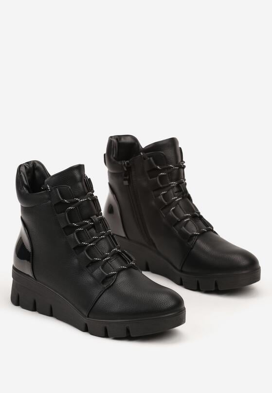 Czarne Botki Typu Sneakersy na Koturnie z Lakierowanymi Wstawkami Lirelissa 5