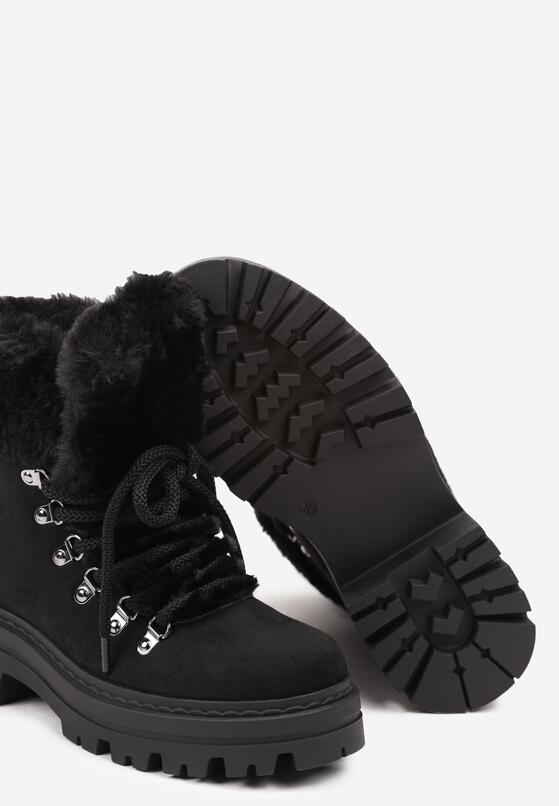 Czarne Traperki na Tłoczonej Podeszwie Ozdobione Futerkiem Taiva 6