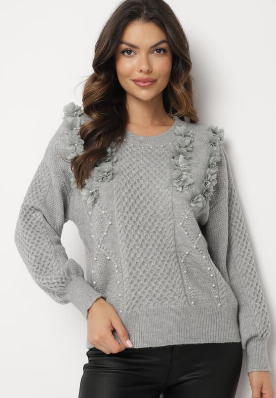 Szary Sweter z Wiskozą o Pudełkowym Kroju Ozdobiony Kwiatami i Perełkami Raiviana 1