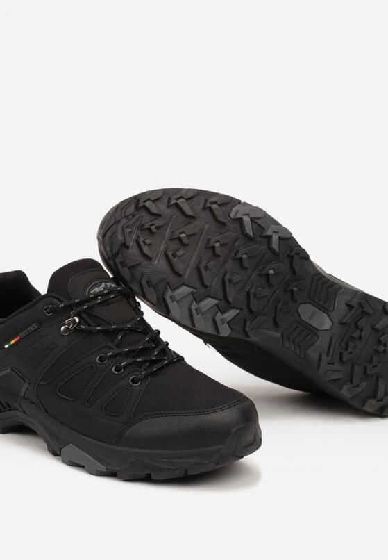 Czarne Buty Trekkingowe na Grubej Podeszwie z Geometrycznymi Przeszyciami Erivra 3