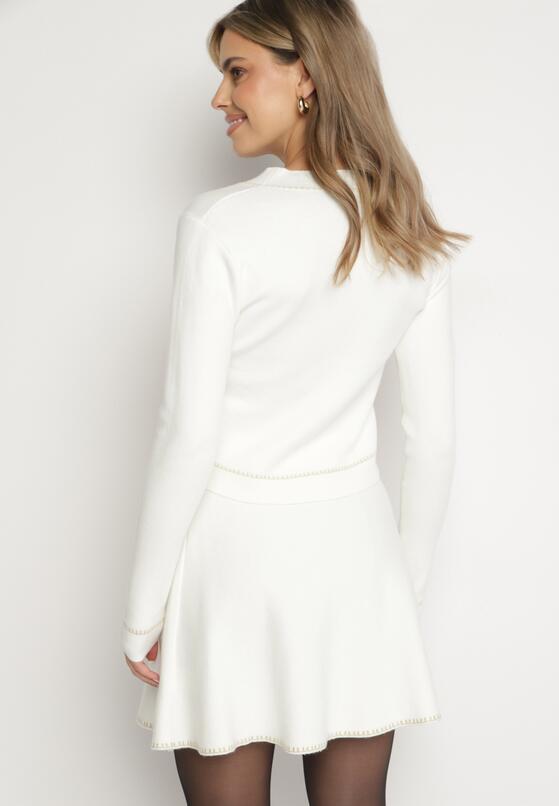 Biały Komplet z Wiskozą Rozkloszowana Spódnica Kardigan na Guziki z Metaliczną Nicią Avattoni 3