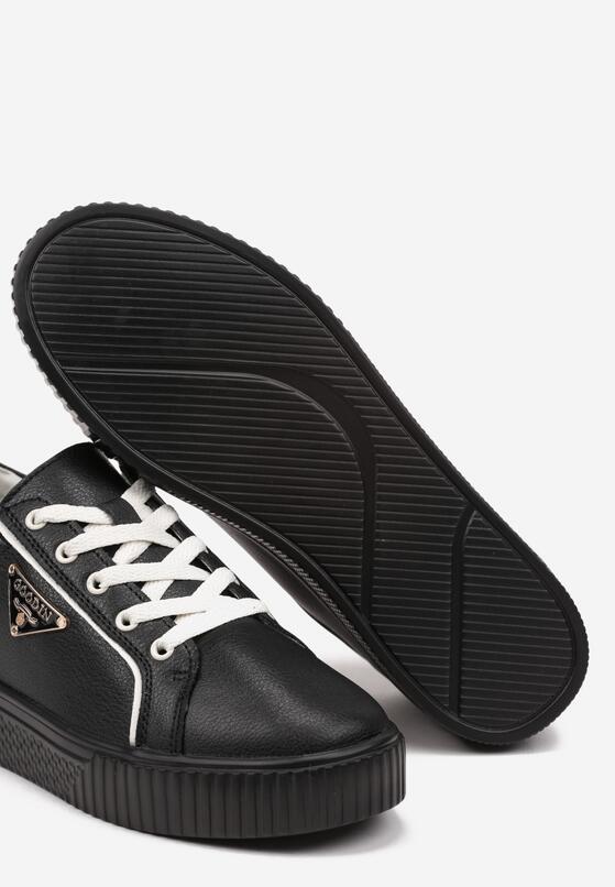 Czarne Płaskie Skórzane Sneakersy z Aplikacją Trójkąta Labriene 6