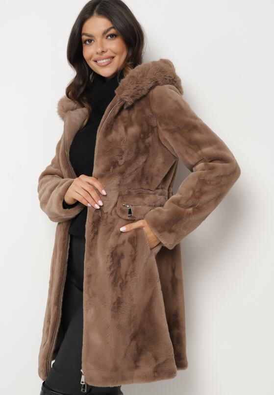 Brązowy Futrzany Płaszcz z Kapturem i Zapięciem na Suwak Hedilia 4