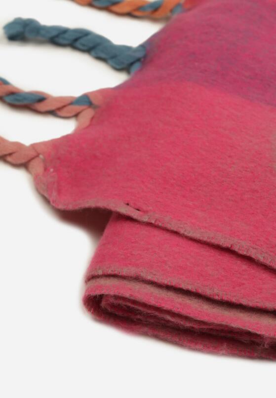 Pink Sál 4