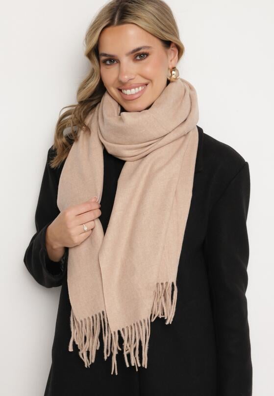 Beżowy Szalik z Bawełną i Wiskozą Ozdobiony Frędzlami Siadortia 1
