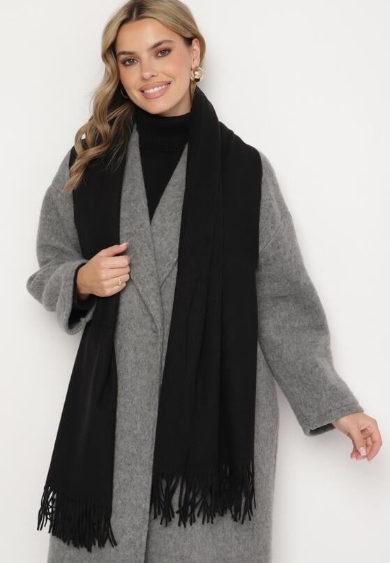 Czarny Szalik z Bawełną i Wiskozą Ozdobiony Frędzlami Siadortia 1