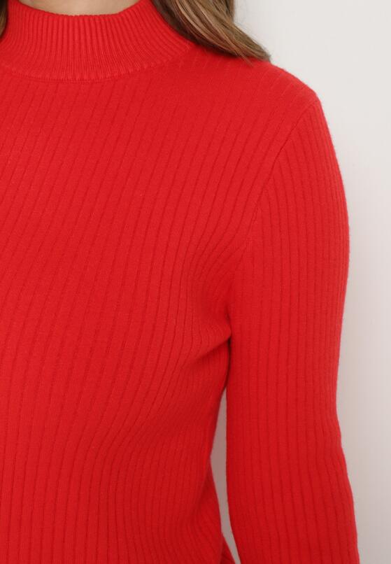 Czerwony Sweter z Wiskozą i Golfem z Elastycznego Prążkowanego Materiału Nikiella 5