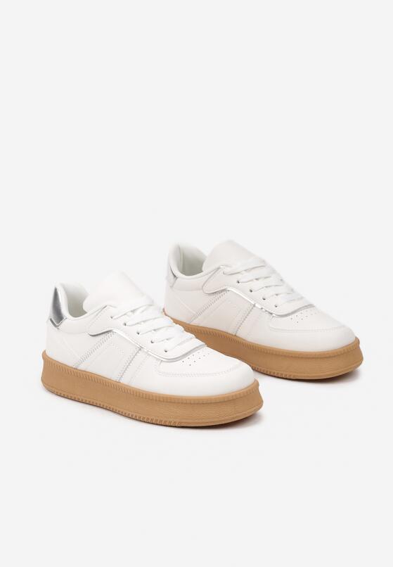 Białe Płaskie Sneakersy z Perforacją i Ozdobnymi Przeszyciami Neaviria 5