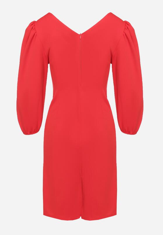 Czerwona Dopasowana Sukienka z Dekoltem w Serek Zinnaira 7