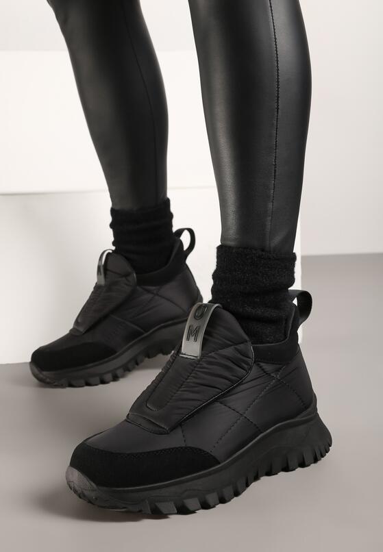 Czarne Sneakersy na Grubej Podeszwie z Pikowaną Cholewką i Napisem Resisha 3