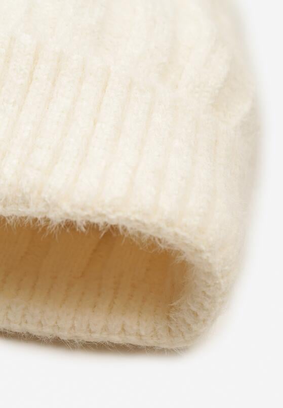 Jasnobeżowa Czapka z Prążkowanego Materiału z Pomponem Vamieska 2