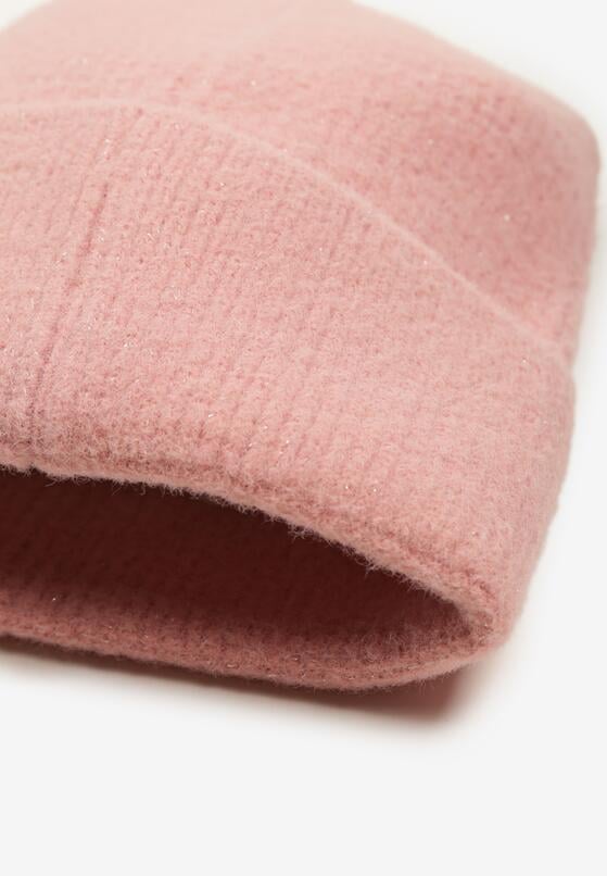 Różowa Czapka Ozdobiona Wywinięciem i Metaliczną Nicią Temirina 2