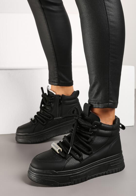 Czarne Sznurowane Sneakersy na Grubej Podeszwie z Tłoczeniem za Kostkę z Futerkiem Tamilda 1