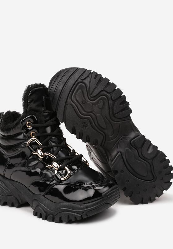 Czarne Płaskie Ocieplane Sneakersy Lakierowane Ozdobione Łańcuchem Senovia 6