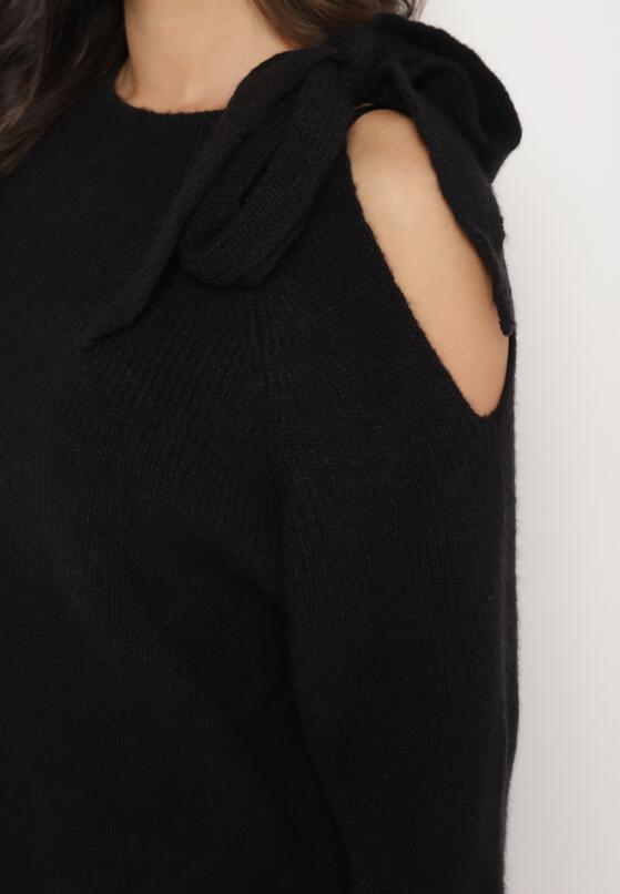 Czarny Sweter Ozdobiony Kokardą i Wycięciem Noredi 5
