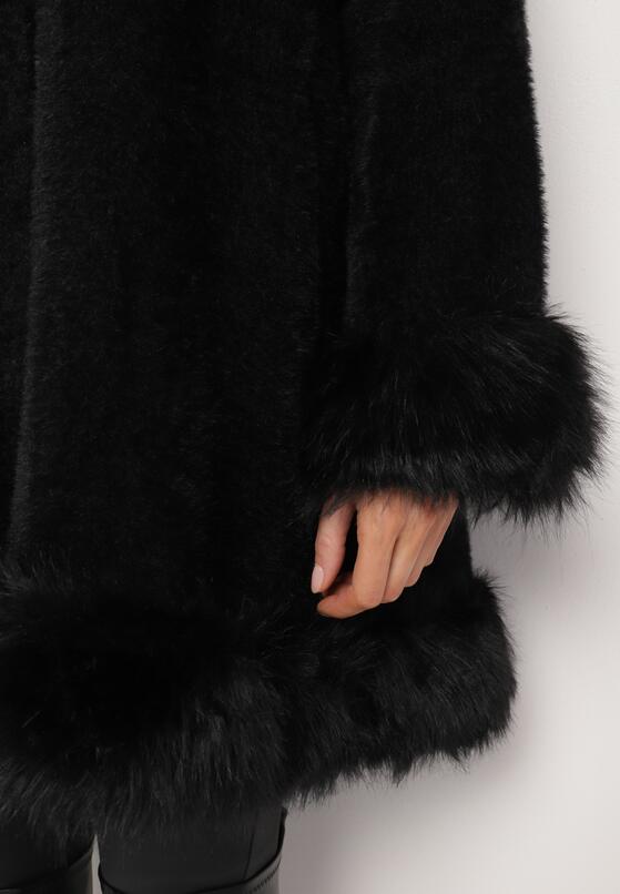 Czarny Rozkloszowany Płaszcz z Wiskozą Wełną i Odpinanym Futrzanym Kołnierzem Nesalttia 5