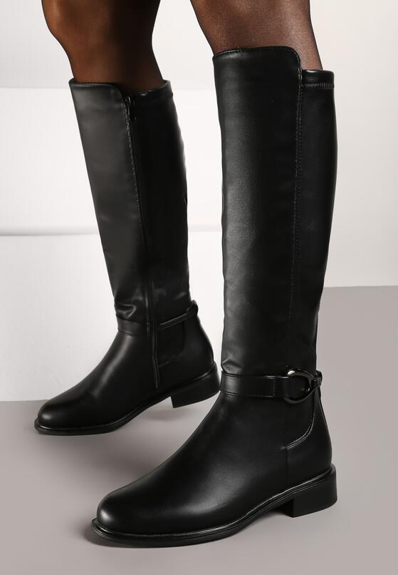 Czarne Płaskie Kozaki w Stylu Oficerek Ozdobione Klamrą z Ociepleniem Lanneth 1