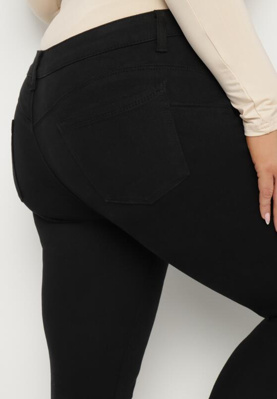Czarne Jeansy o Dopasowanym Kroju z Efektem Push-Up Hanarise 5