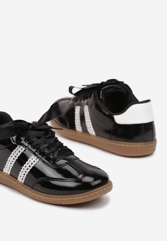 Czarne Sneakersy Tenisówki Lakierowane Ozdobione Koronką Deolana 6