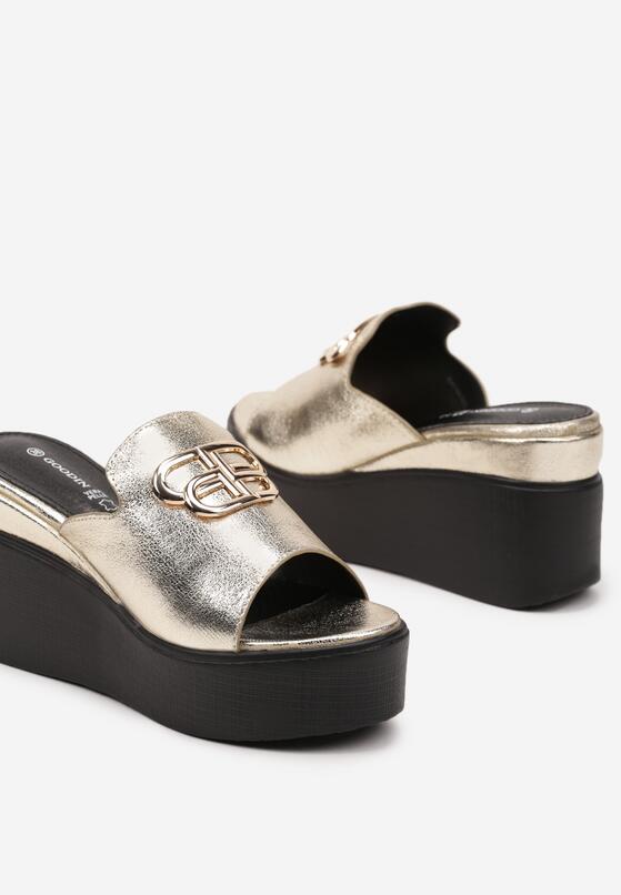 Arany Papucs 6