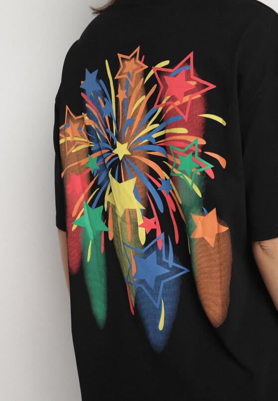 Czarny T-shirt Oversize z Kolorowym Napisem i Gwiazdkami Iloviela 5