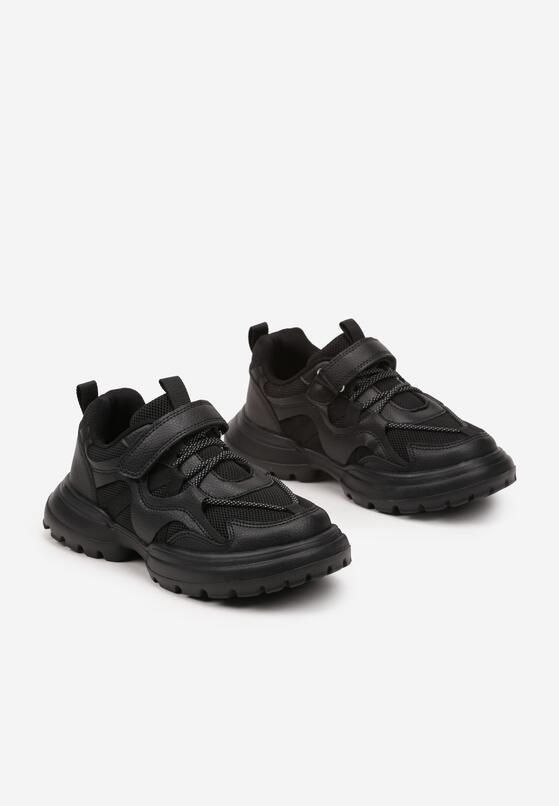 Czarne Buty Sportowe Sneakersy ze Skórzaną Wkładką z Geometrycznym Wzorem Fonithea 2
