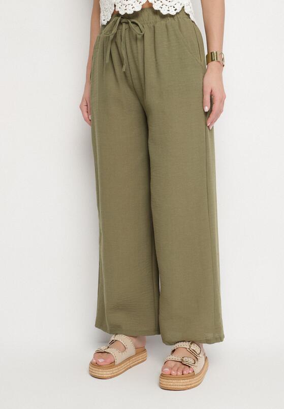 Pantaloni Verzi 1