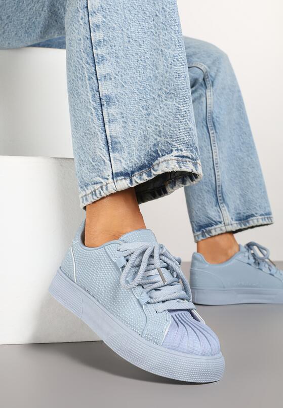 Niebieskie Sneakersy Ozdobione Cyrkoniami i Tłoczonym Noskiem Calreis 1