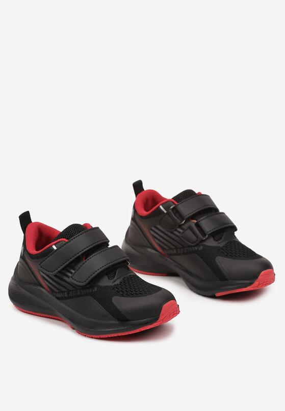 Czarno-Czerwone Buty Sportowe Sneakersy z Ozdobnym Tłoczeniem Fonora 2