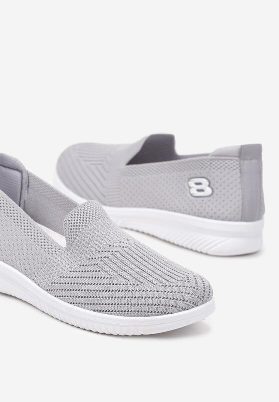 Szare Tenisówki z Elastyczną Cholewką i Ozdobną Naszywką Fenoreia 6