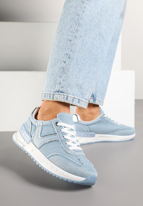 Jasnoniebieskie Sneakersy z Przetarciami na Piankowej Podeszwie Ninisela 2