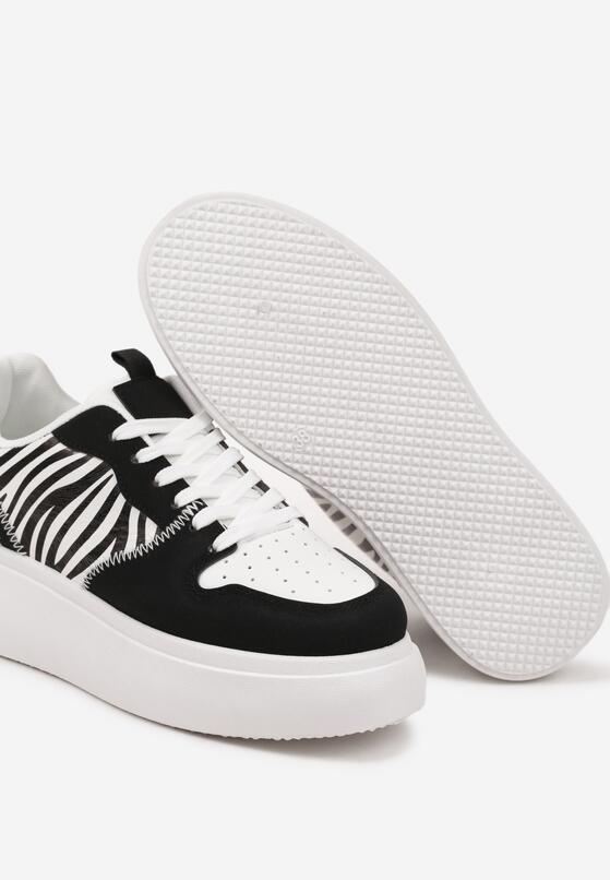Czarno-Białe Sneakersy na Platformie z Ozdobnymi Przeszyciami Perforacją i Printem w Zeberkę Senaleira 6
