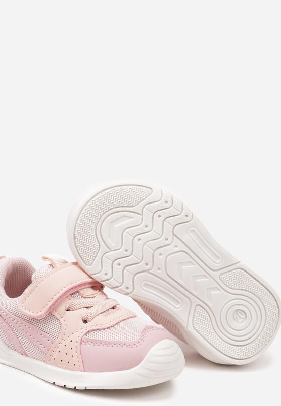 Pantofi sport Roz 3