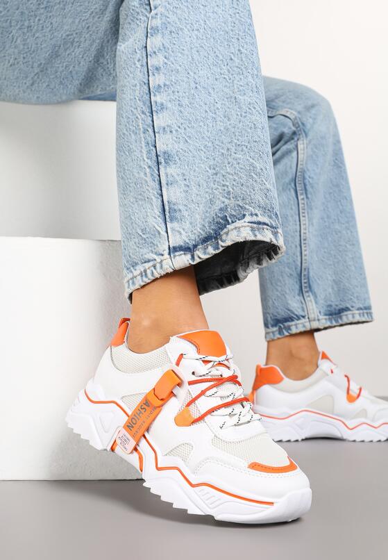 Biało-Pomarańczowe Sneakersy z Ozdobnym Paskiem i Siateczką Selaril 1