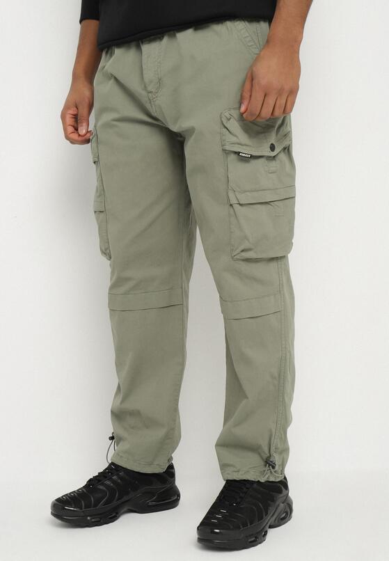 Pantaloni Verzi 1