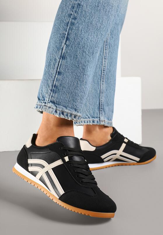 Czarne Sneakersy z Przeszyciami i Ozdobnymi Paskami na Boku Beniffa 1