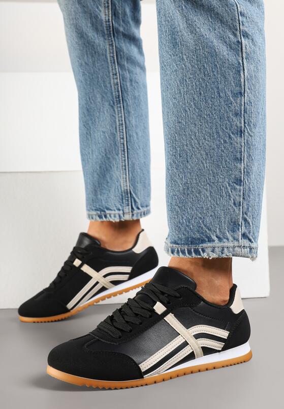 Czarne Sneakersy z Przeszyciami i Ozdobnymi Paskami na Boku Beniffa 3