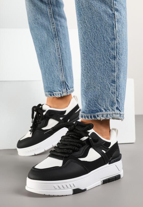 Czarne Sneakersy w Streetwearowym Stylu na Grubej Podeszwie Teniffia 1